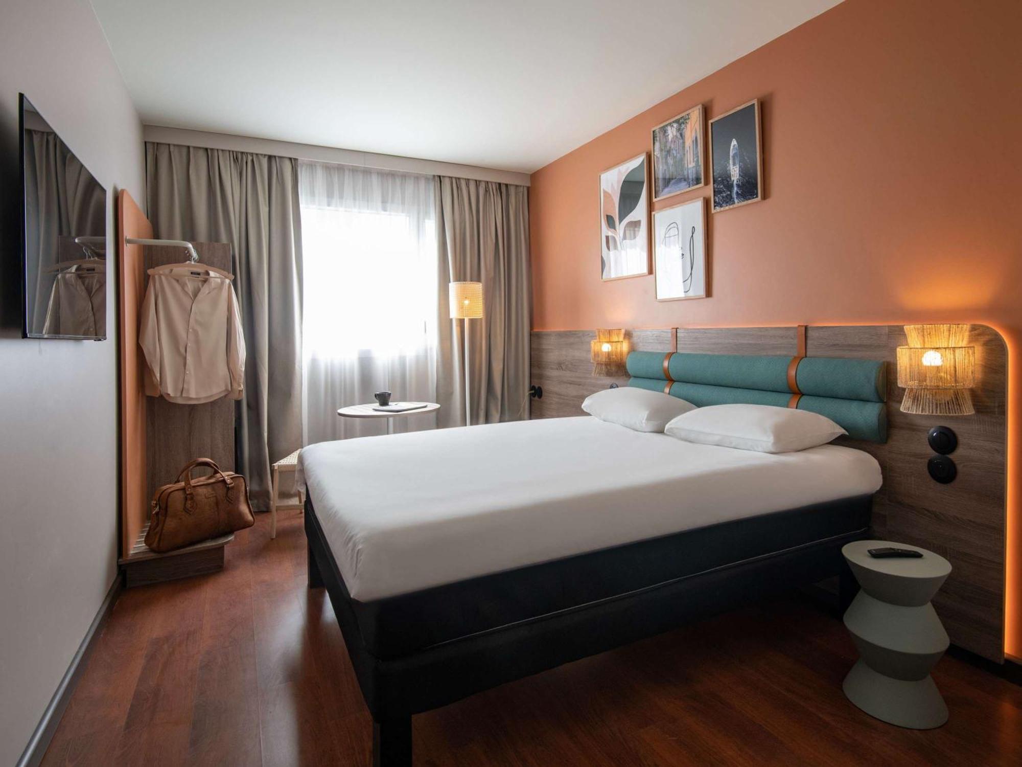 Ibis Golfe De Saint-Tropez Hotel Cogolin Kültér fotó